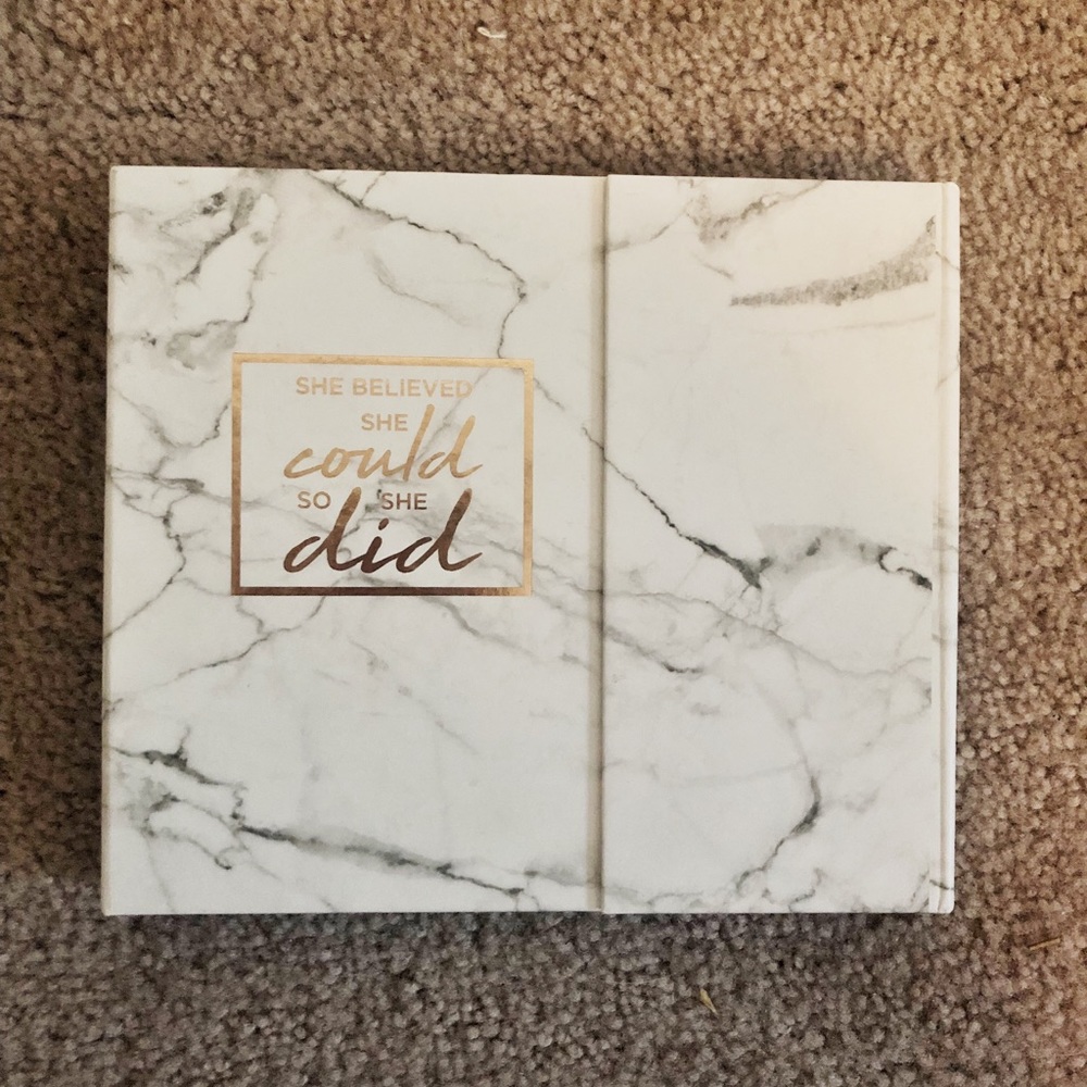 Marble and Rose Gold Weekly Planner